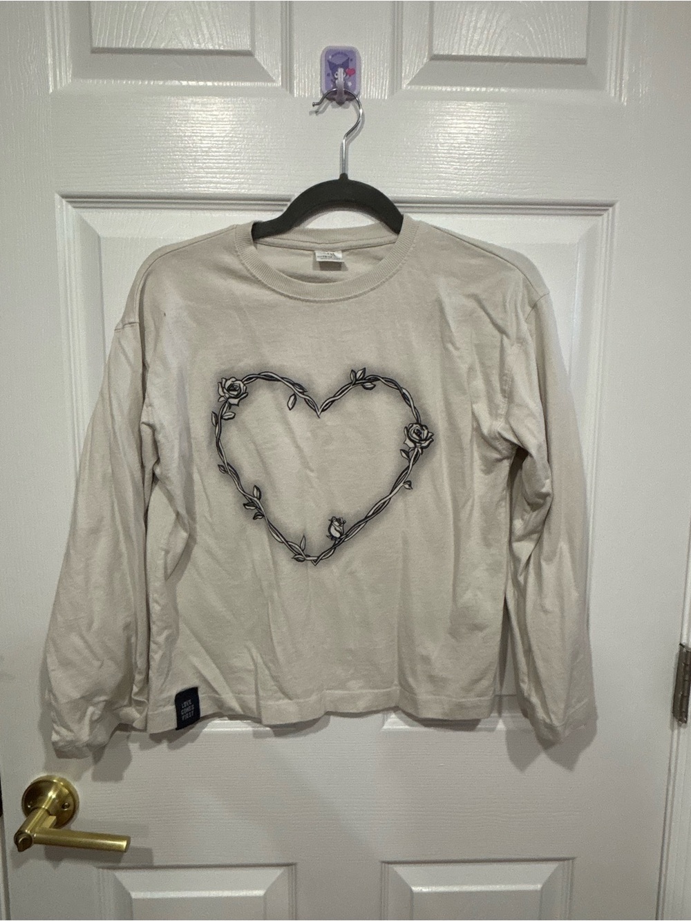 Zara Cream Long Sleeve Tee with Black Rose Heart Graphic